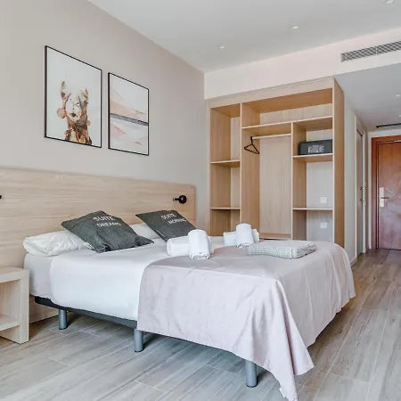Limehome Carrer De Besalu 82 * Barcelona