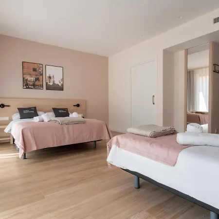 Limehome Carrer De Besalú 82 *