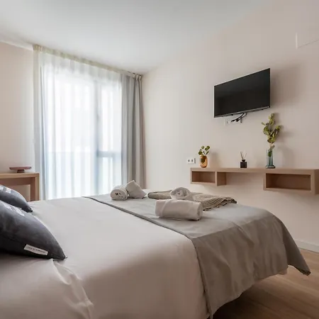 Limehome Carrer De Besalú 82 * Barcelona