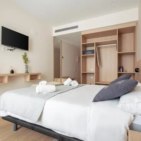 Limehome Carrer De Besalu 82 Hotel