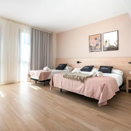 Hotel Limehome Carrer De Besalú 82 Barcelona