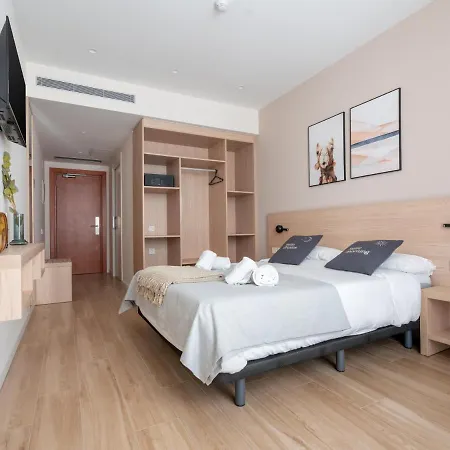Limehome Carrer De Besalu 82 *