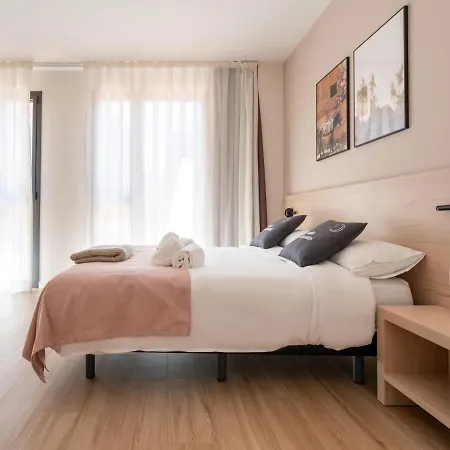 Limehome Carrer De Besalú 82 * Barcelona
