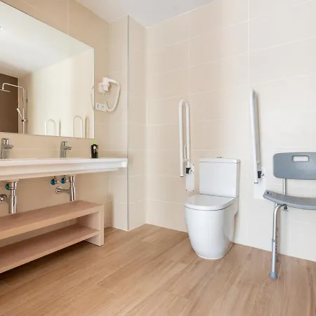 Hotel Limehome Carrer De Besalú 82 *