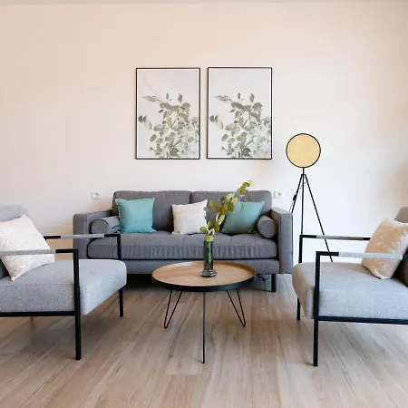 Limehome Carrer De Besalú 82 Hotel Barcelona