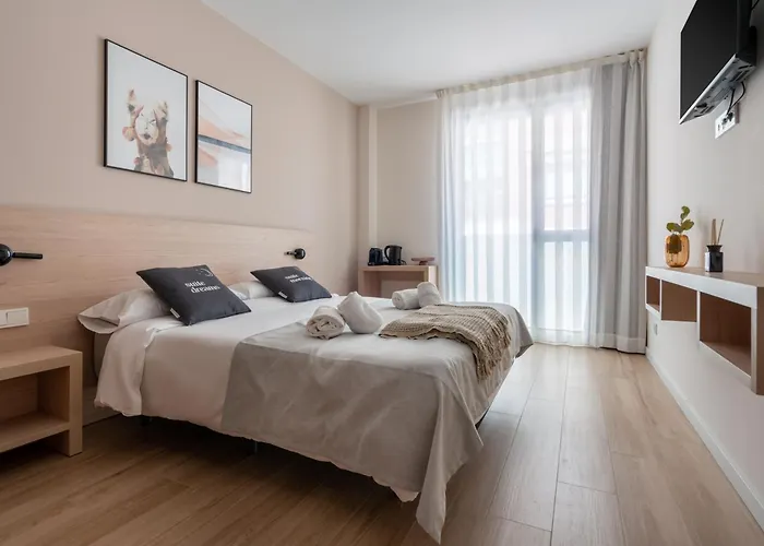 Limehome Carrer De Besalu 82 Ξενοδοχείο Βαρκελώνη