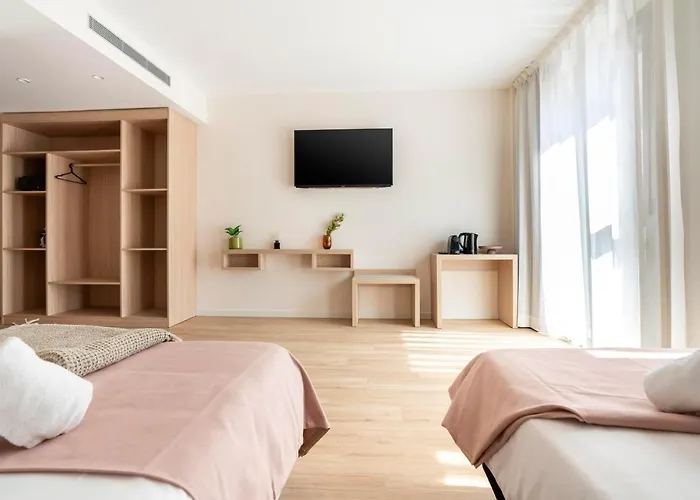 Limehome Carrer De Besalu 82 Βαρκελώνη