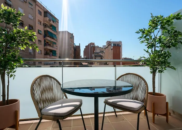 Limehome Carrer De Besalu 82 Βαρκελώνη