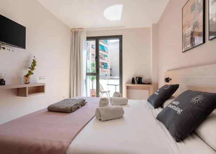 Limehome Carrer De Besalu 82 Ξενοδοχείο 4*