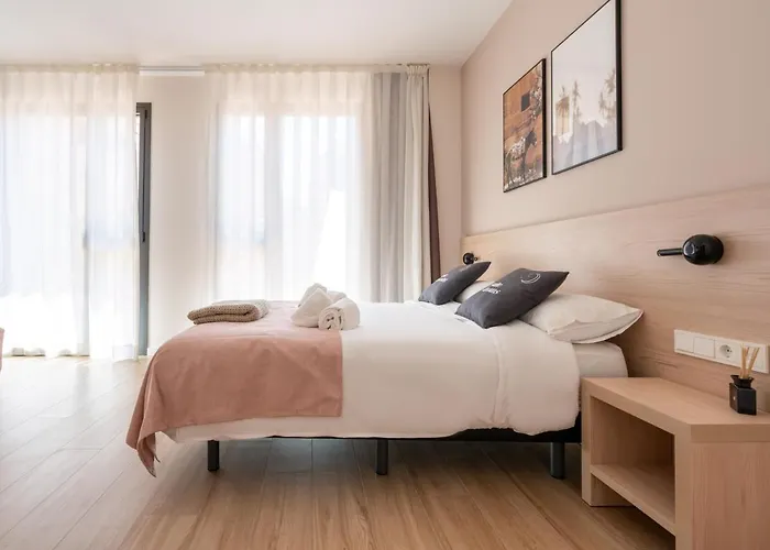 Limehome Carrer De Besalu 82 4* Βαρκελώνη