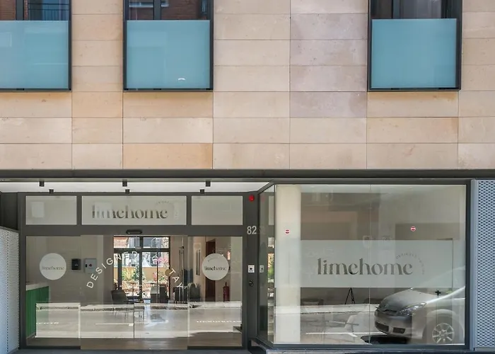 Limehome Carrer De Besalu 82 4* Βαρκελώνη
