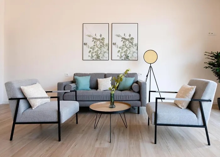 Limehome Carrer De Besalu 82 Ξενοδοχείο Βαρκελώνη